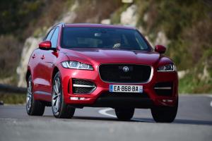 Jaguar F-Pace 20d AWD R-Sport 2016 года (WW)